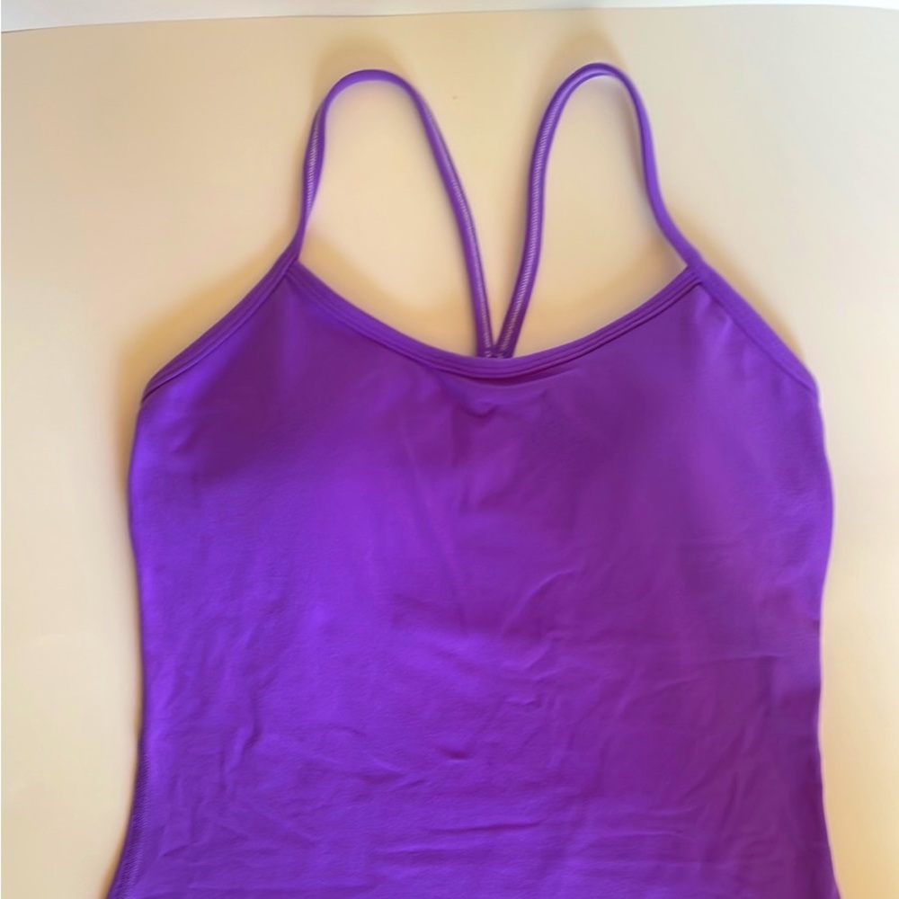 LULULEMON TAN SIZE 6